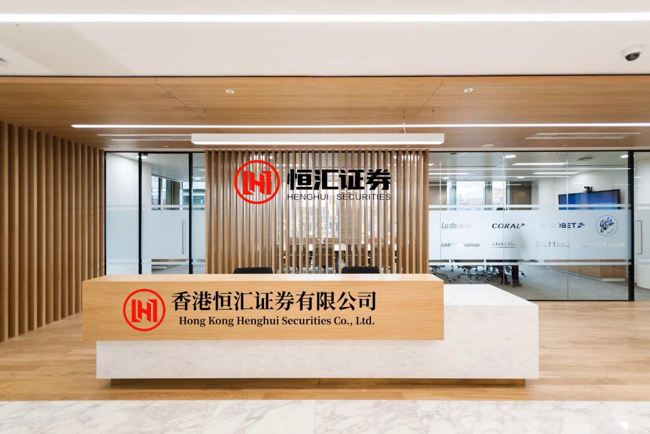 杭州配资公司 国内刚转轨到Alevel，没人跟我说寒假要做这些啊...